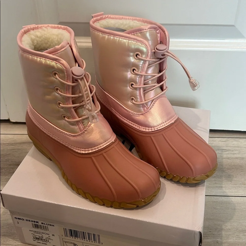 Olivia Miller Girl! Little Girls pink shiny snow rain boots size 3